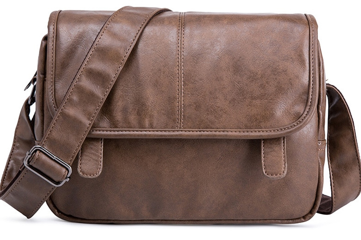 For a tomboy Leather messenger bags