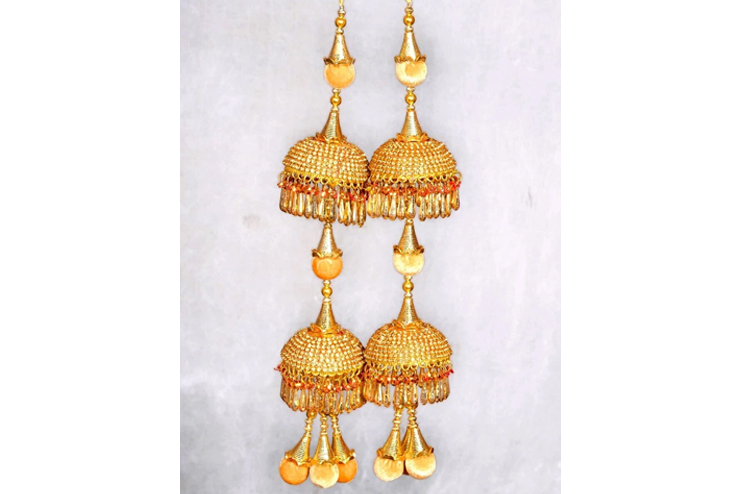 Jhumka-latkan