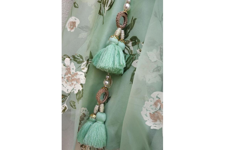Tassel-hanging-latkan