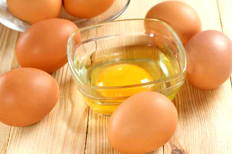 Besan-egg-white-for-Anit-Aging