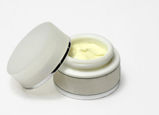 10 Best Face Creams For Winter In India Winter Alerts