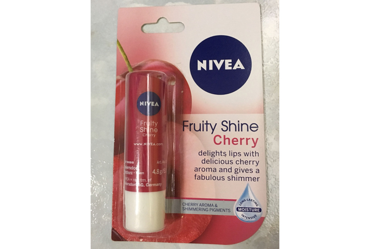 Nivea Fruity Shine Lip Balm