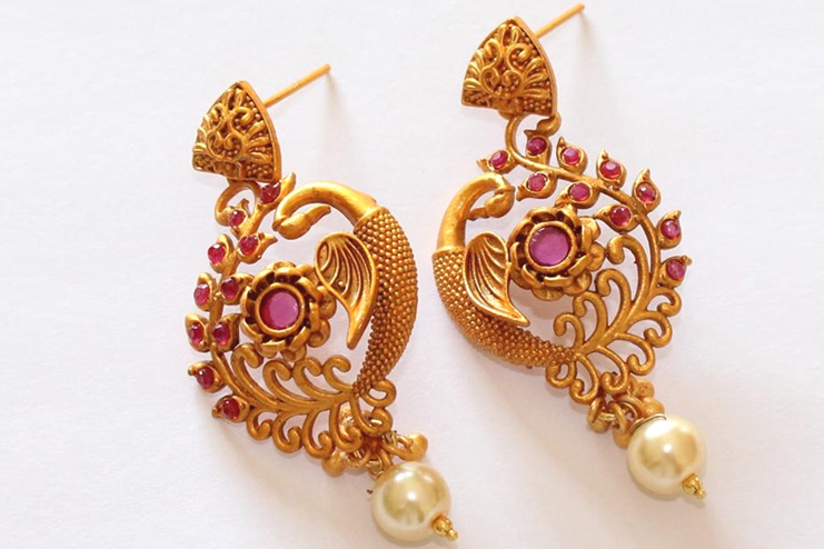 Peacock-gold-studs-earrings