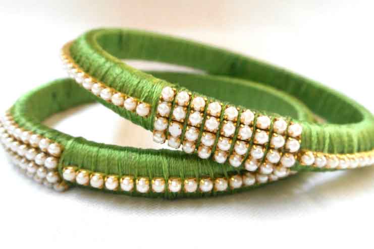 Thread bangles with pearls