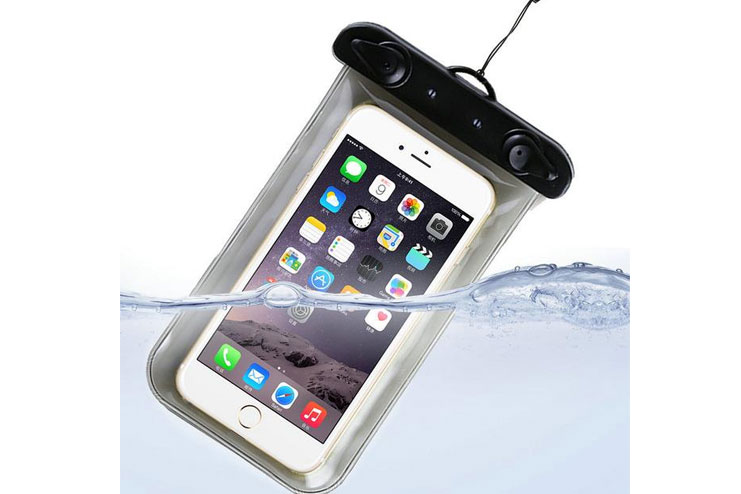 Waterproof smartphone bag