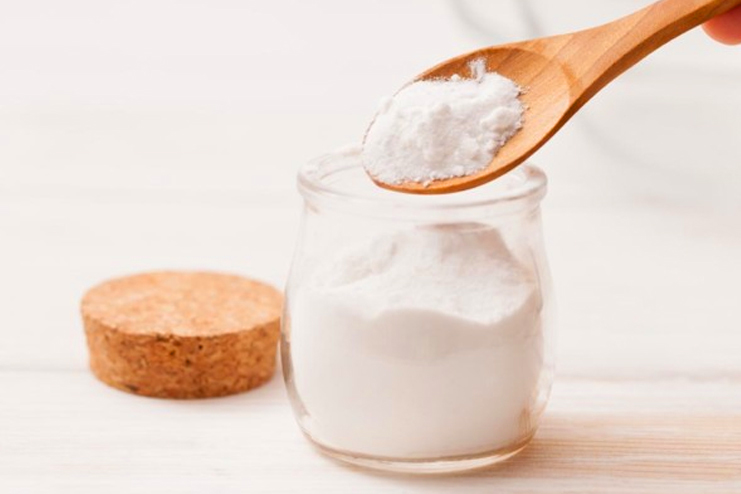 13 Ways To Use Baking Soda For Healthy Skin | hergamut