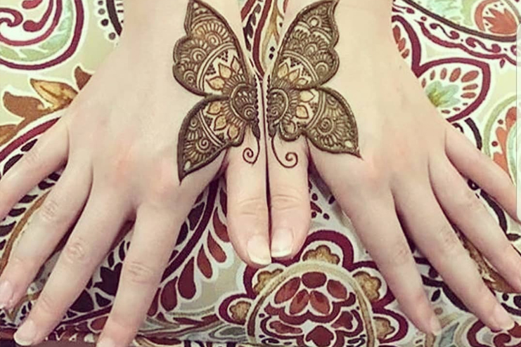 Butterfly-on-both-hands