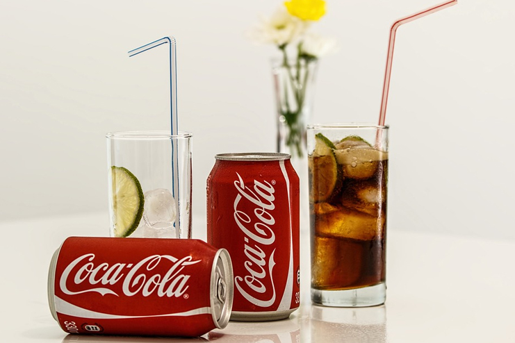 Energy-drinks-and-carbonated-drinks