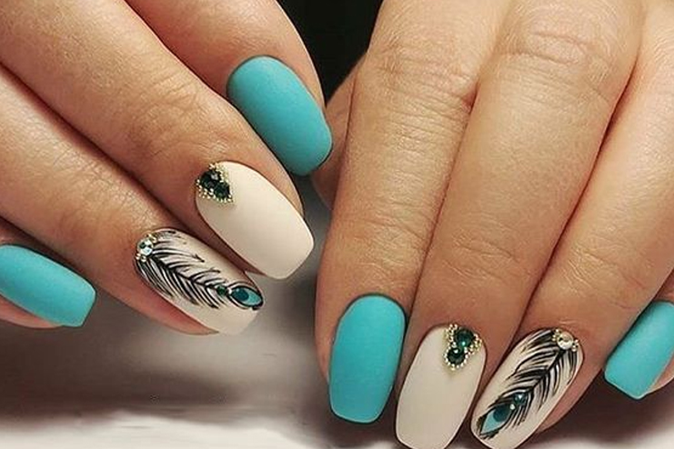 Feather-bridal-nail-art