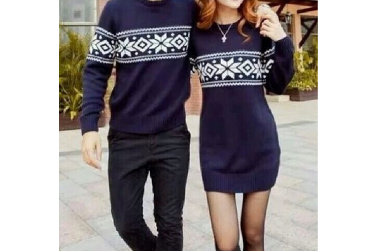 Knitted-matching-couple-outfits