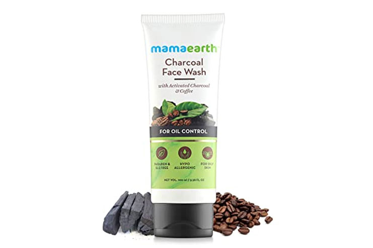 Mamaearth Charcoal Natural Face Wash for oil control and pollution defence