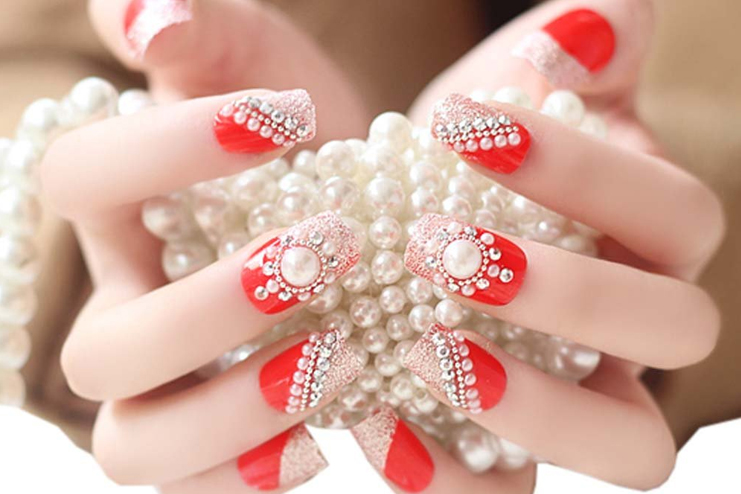 Pearl-Bridal-Nail-Art