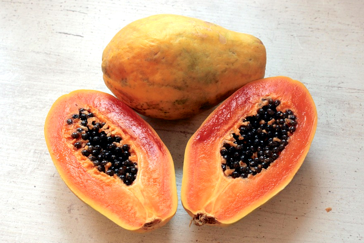 Raw-papaya-and-milk